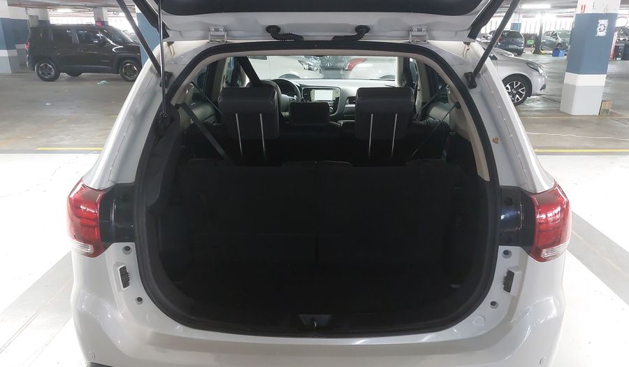 Mitsubishi Outlander 2.0 HPE CVT Suv 2019