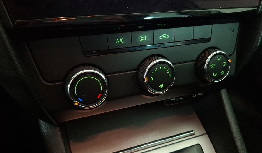 Skoda Octavia 1.4 TSI AMBIENTE Sedan 2018