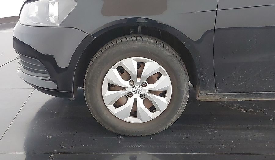 Volkswagen Voyage 1.0 TEC TOTAL FLEX CITY Sedan 2015