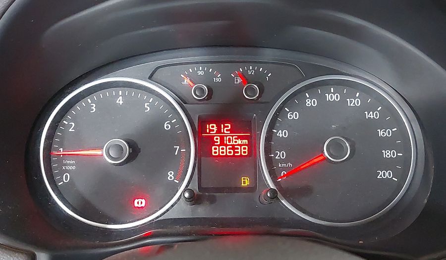 Volkswagen Voyage 1.0 TEC TOTAL FLEX CITY Sedan 2015