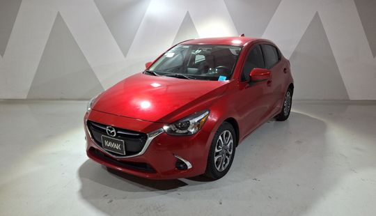 Mazda • Mazda 2