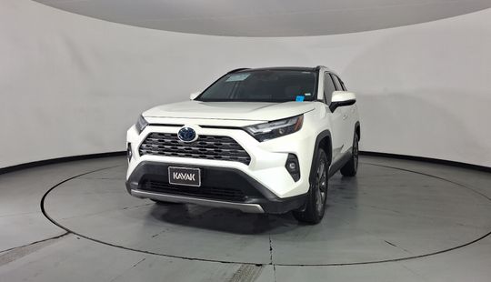 Toyota • RAV4