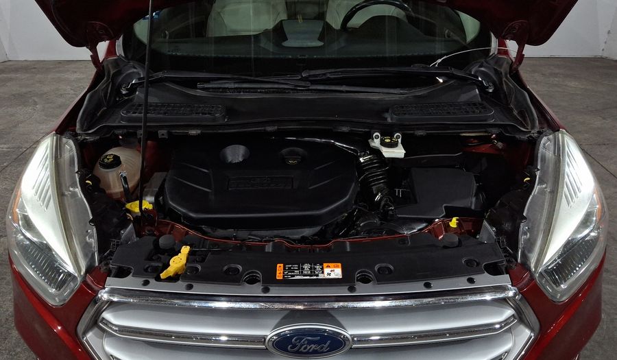 Ford Escape 2.0 TITANIUM ECOBOOST AT Suv 2017