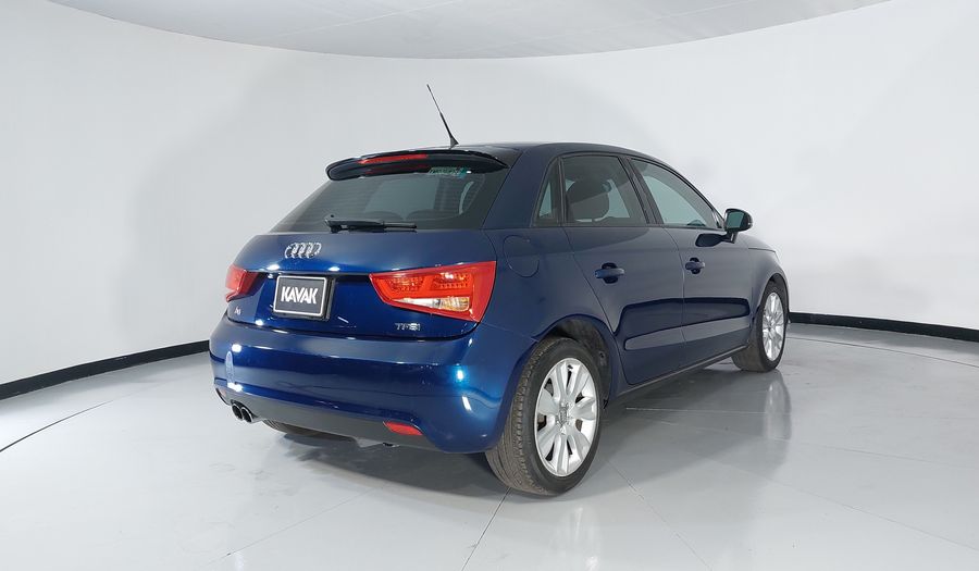 Audi A1 1.4 TFSI EGO MT Hatchback 2014
