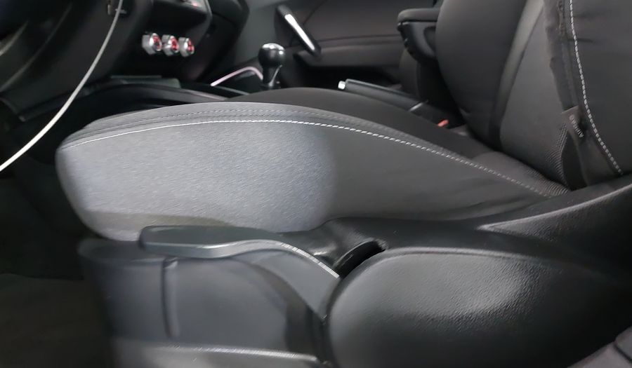 Audi A1 1.4 TFSI EGO MT Hatchback 2014