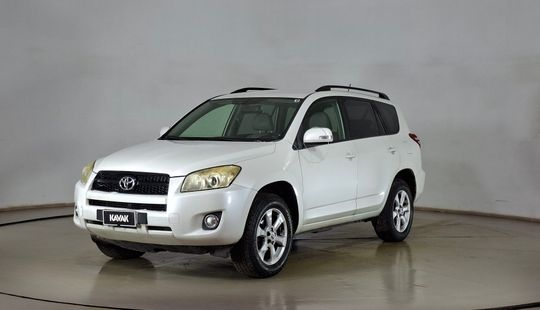 Toyota • RAV4