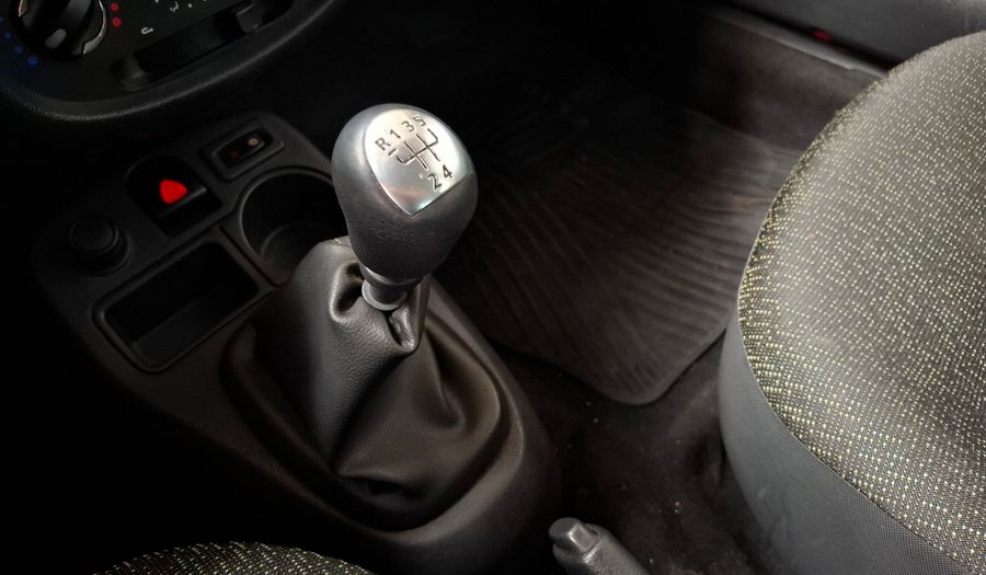 Renault Clio 1.1 MIO CONFORT PLUS ABC Hatchback 2013