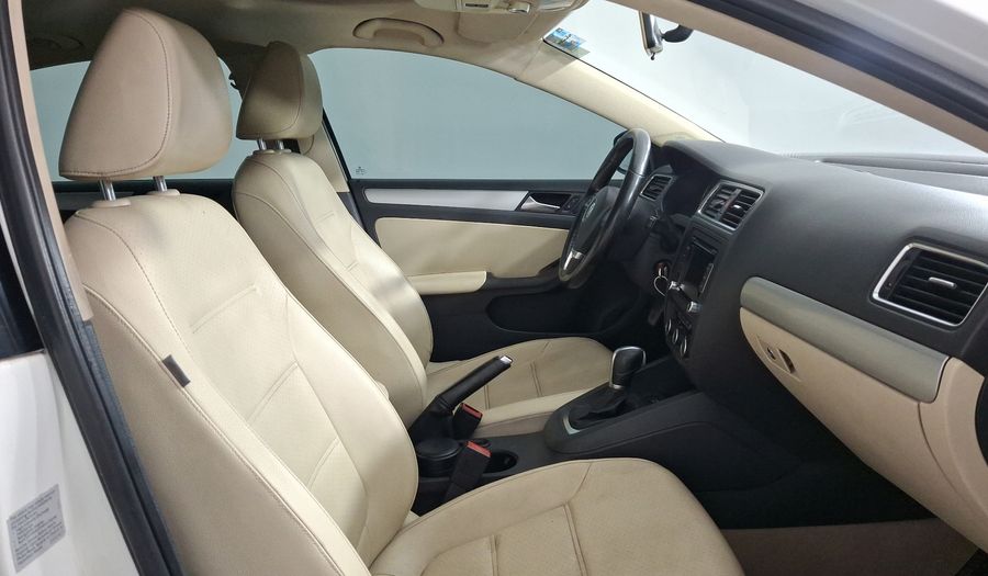 Volkswagen Jetta 2.5 SPORT BOLSA PAQWELT TECHO TIPTRONIC Sedan 2013