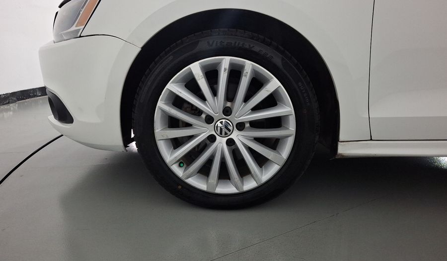 Volkswagen Jetta 2.5 SPORT BOLSA PAQWELT TECHO TIPTRONIC Sedan 2013