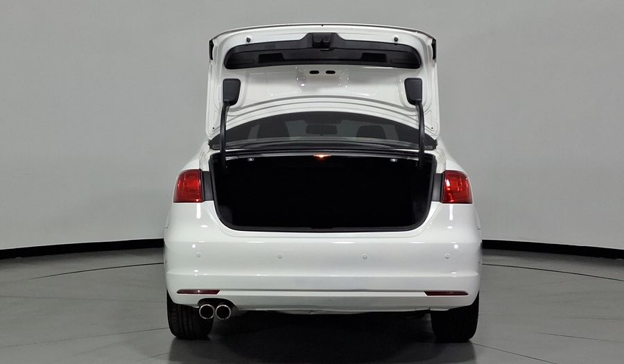 Volkswagen Jetta 2.5 SPORT BOLSA PAQWELT TECHO TIPTRONIC Sedan 2013