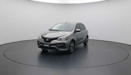 Toyota • Etios