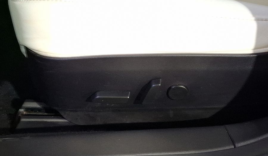 Tesla Model 3 STANDARD RANGE PLUS Sedan 2020