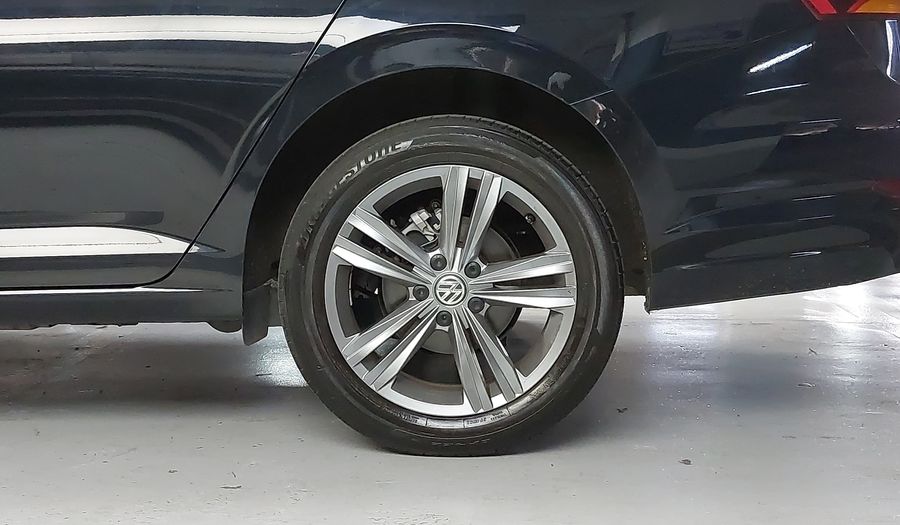 Volkswagen Jetta 1.4 250 TSI R-LINE TIPTRONIC Sedan 2018