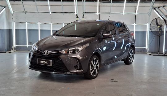 Toyota • Yaris