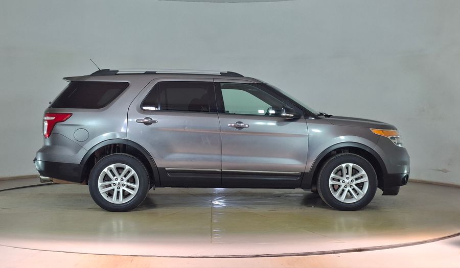 Ford Explorer 3.5 XLT AUTO 4WD Suv 2013