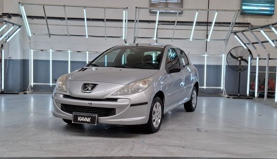 Peugeot • 207