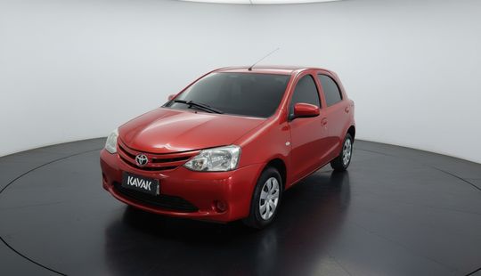 Toyota • Etios
