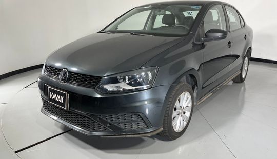 Volkswagen • Vento