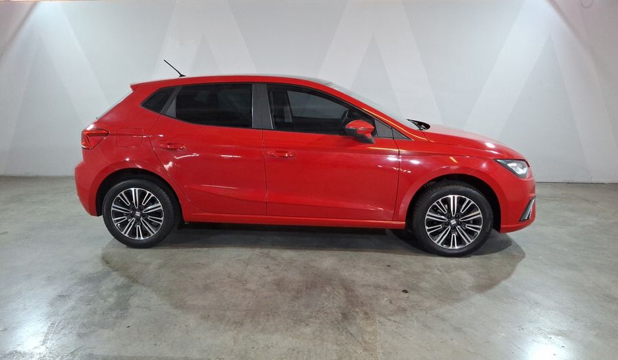 Seat Ibiza 1.6 STYLE AUTO Hatchback 2024