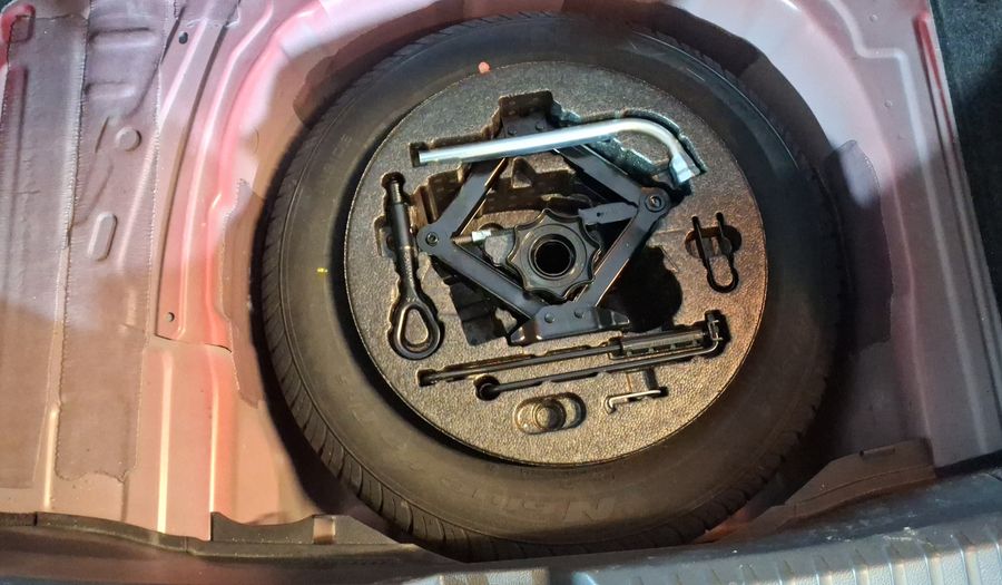 Seat Ibiza 1.6 STYLE AUTO Hatchback 2024