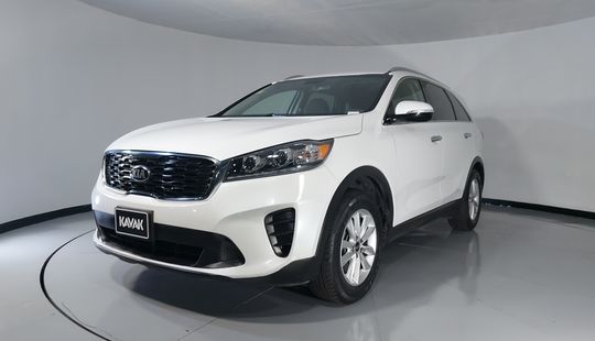 Kia • Sorento