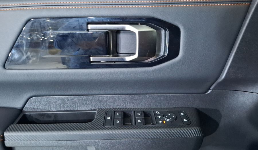 Mitsubishi L200 2.4 GSR DIESEL AUTO 4WD Pickup 2025