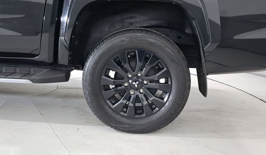 Mitsubishi L200 2.4 GSR DIESEL AUTO 4WD Pickup 2025