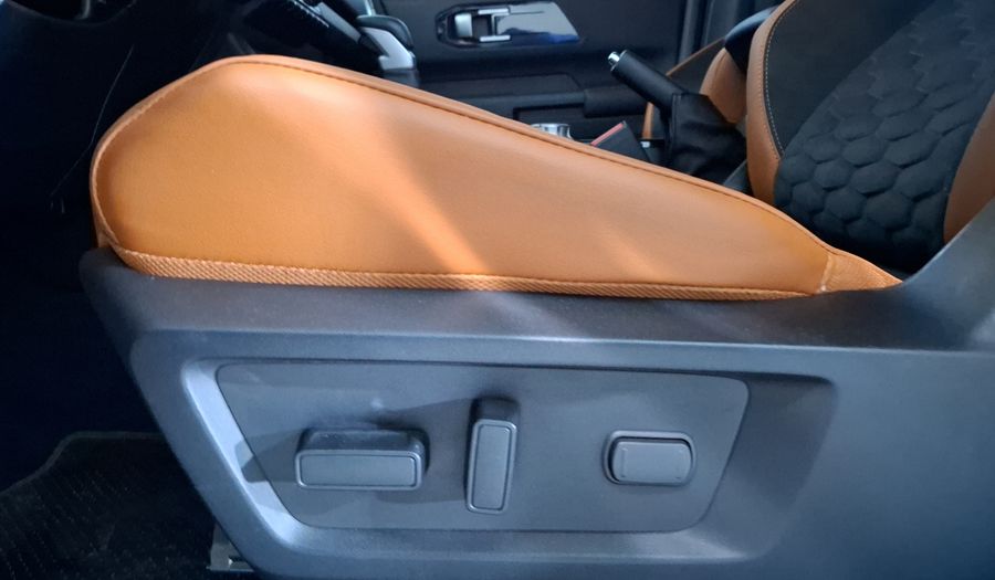 Mitsubishi L200 2.4 GSR DIESEL AUTO 4WD Pickup 2025