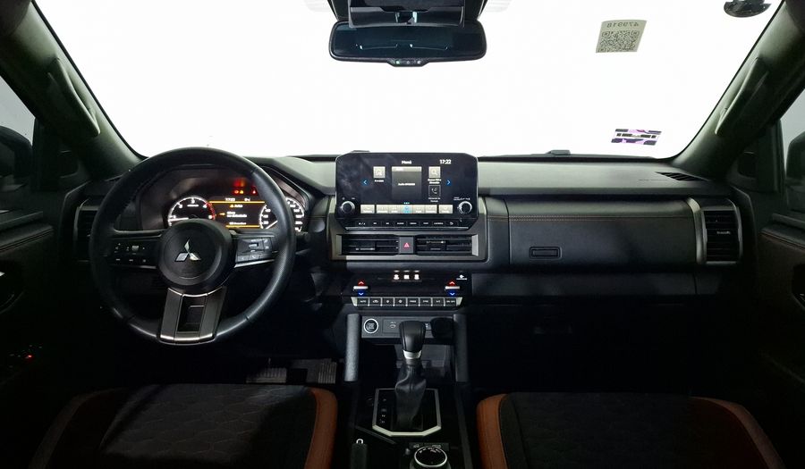 Mitsubishi L200 2.4 GSR DIESEL AUTO 4WD Pickup 2025