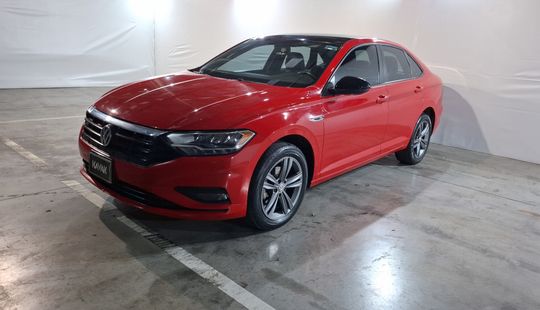 Volkswagen • Jetta