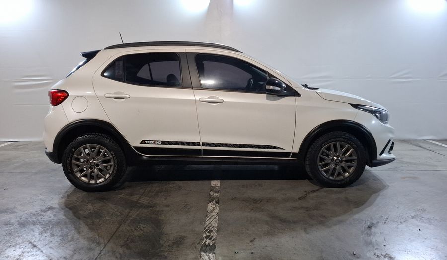 Fiat Argo 1.8 TREKKING AUTO Hatchback 2022