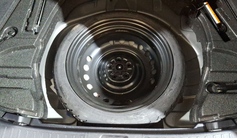 Toyota Prius 1.8 HYBRID BASE AUTO Hatchback 2020