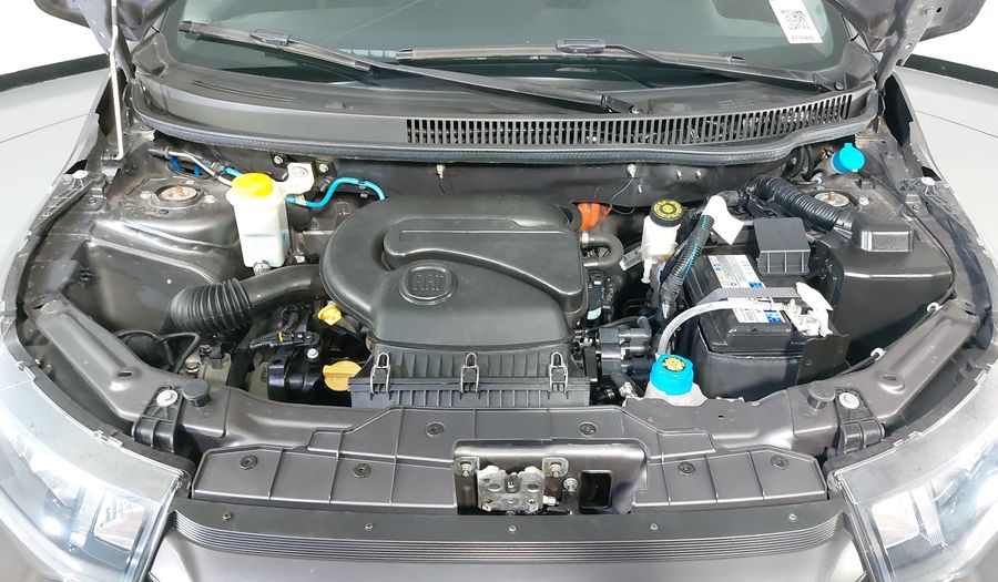 Fiat Mobi 1.0 TREKKING Hatchback 2024