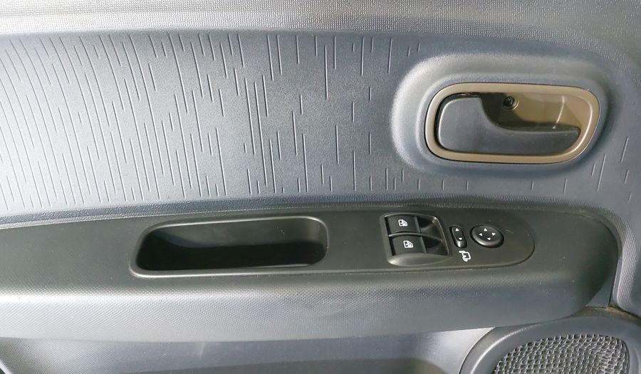 Fiat Mobi 1.0 TREKKING Hatchback 2024