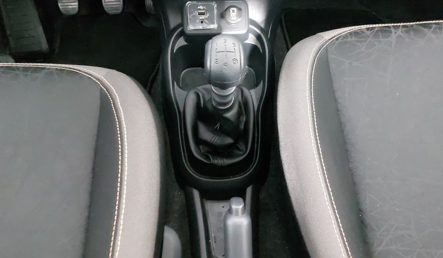 Fiat Mobi 1.0 TREKKING Hatchback 2024