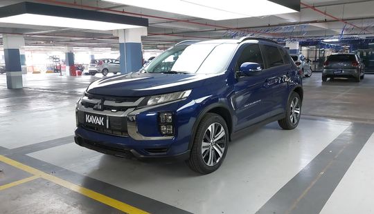 Mitsubishi • Outlander Sport