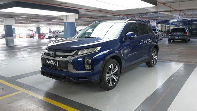 Mitsubishi • Outlander Sport