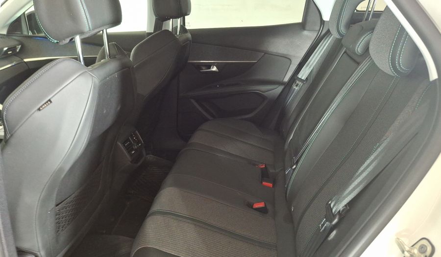 Peugeot 3008 1.5 BLUEHDI EAT8 130 ACTIVE Suv 2021