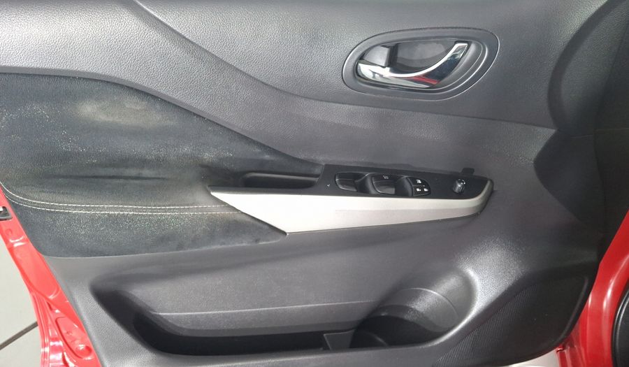 Nissan Np300 2.5 LE TM AC Pickup 2016