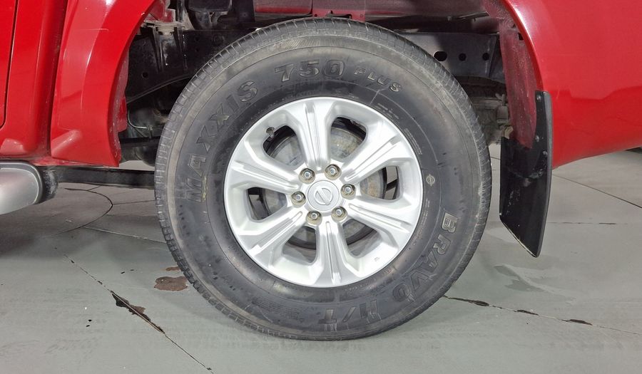 Nissan Np300 2.5 LE TM AC Pickup 2016