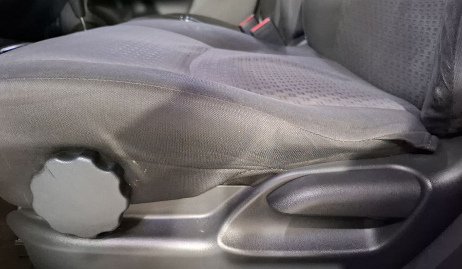 Mitsubishi Mirage 1.2 GLX CVT Hatchback 2017