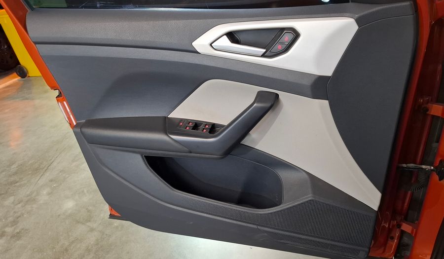 Volkswagen T-cross 1.6 HIGHLINE AUTO Suv 2020