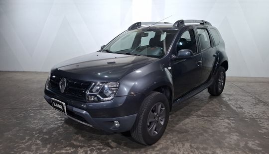 Renault • Duster