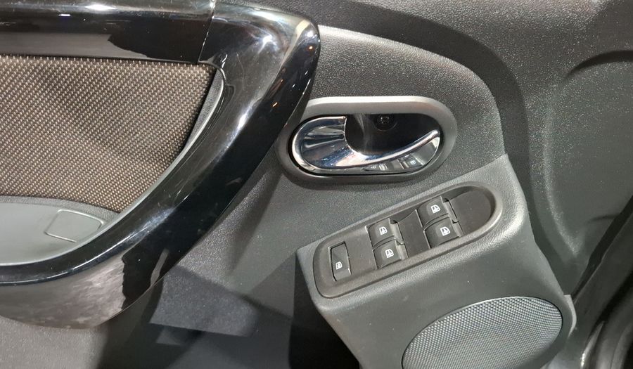 Renault Duster 2.0 DYNAMIQUE MEDIA NAV AT Suv 2017