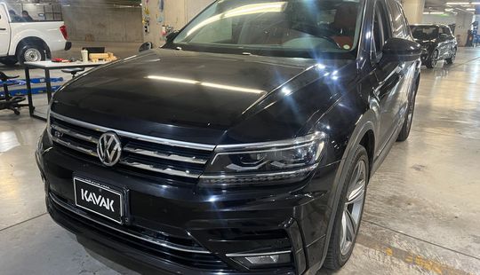 Volkswagen • Tiguan