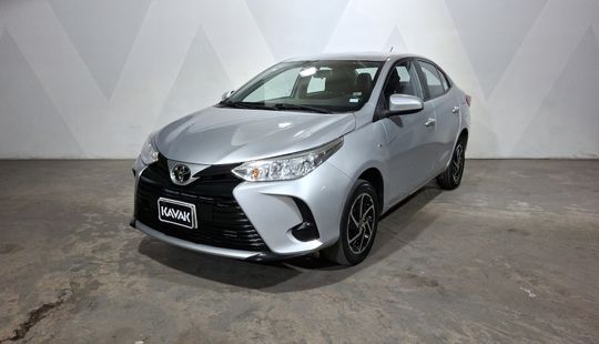 Toyota • Yaris