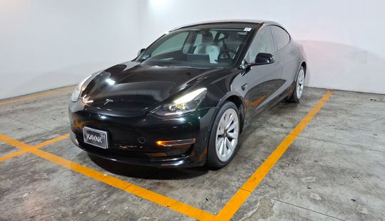 Tesla • Model 3