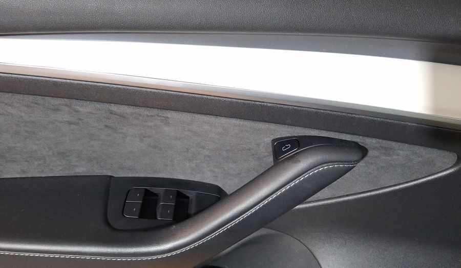 Tesla Model 3 BEV 50KWH STANDARD RANGE PLUS AUTO Sedan 2022