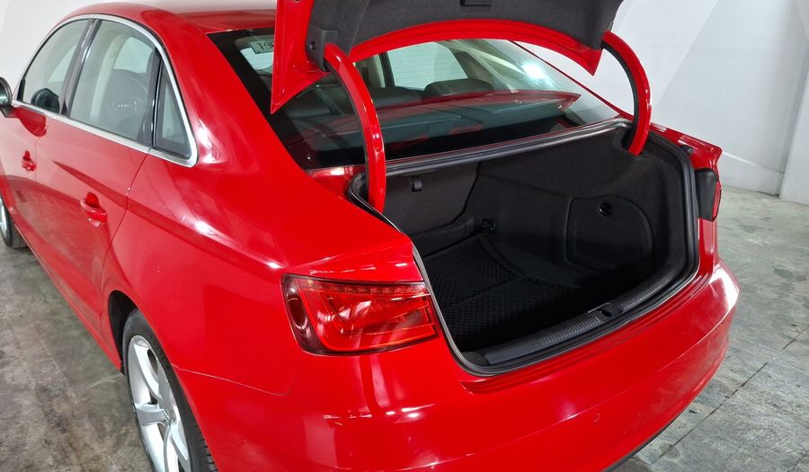 Audi A3 1.8 TFSI ATTRACTION S TRONIC Sedan 2016