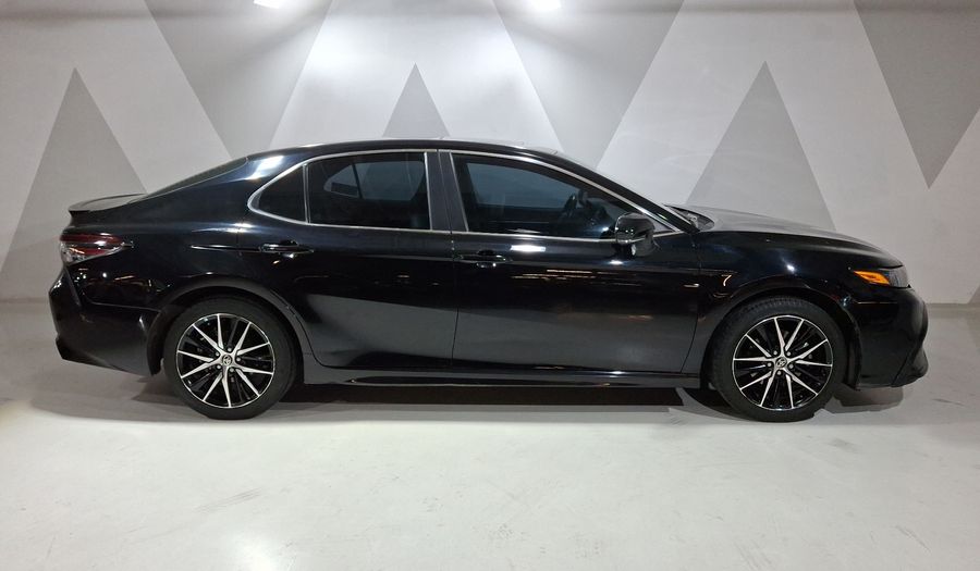 Toyota Camry 2.5 HEV SE AUTO Sedan 2023